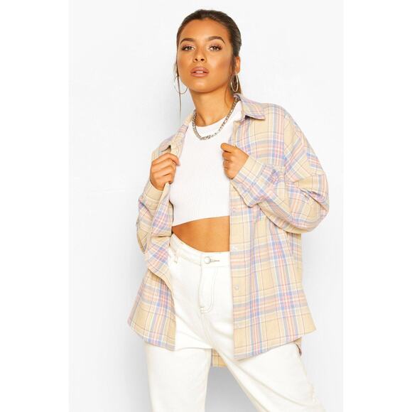 NWT Small Oversized Tan Flannel Button Up Shirt Long‎ Sleeve Down Plaid Collared - Picture 1 of 5